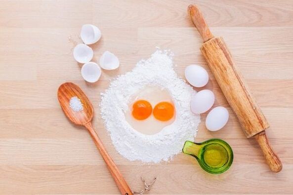 კვერცხის დიეტისთვის კერძის მომზადება, რომელიც გამორიცხავს ჭარბ წონას