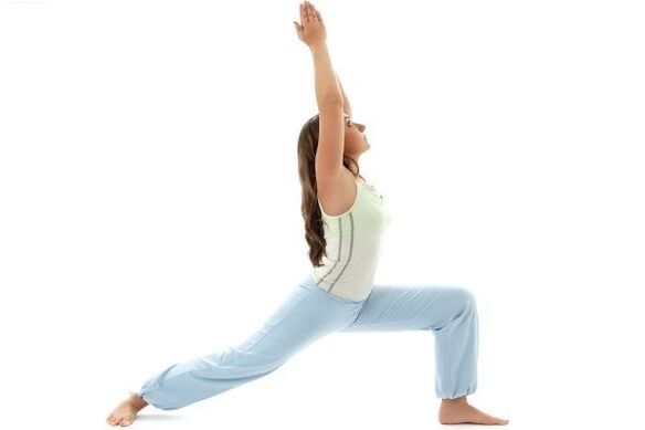 yoga მეომარი უქმნის წონის დაკლებას